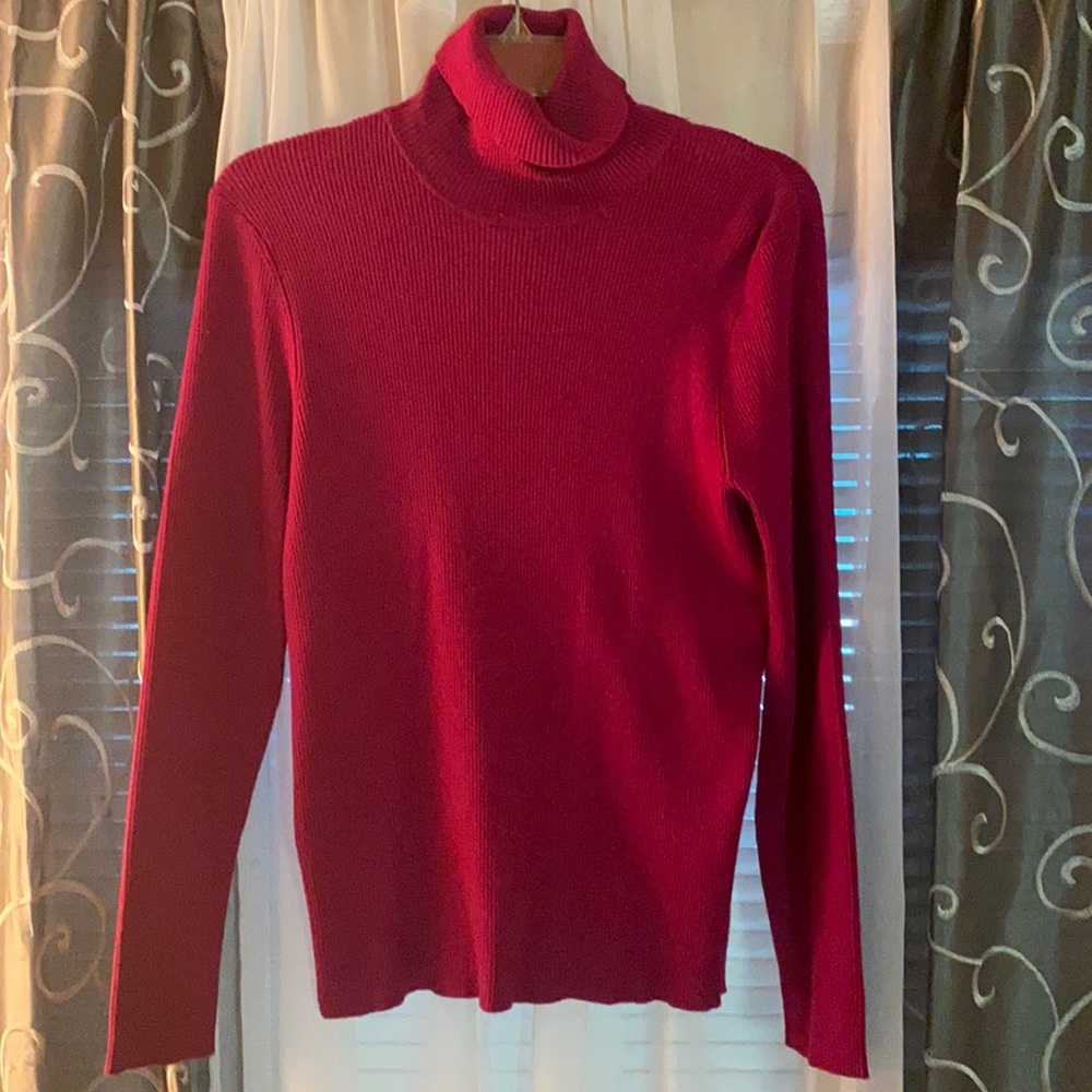 Pink turtle neck